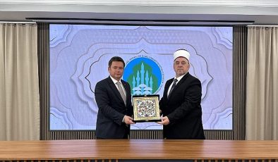 Başkan Aydın’dan Kosova’da ziyaretler