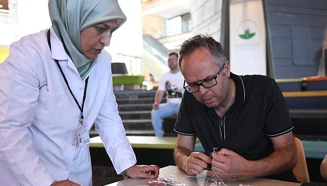 Engelli ve engelsiz bireyler birlikte üretmenin mutluluğunu yaşadı