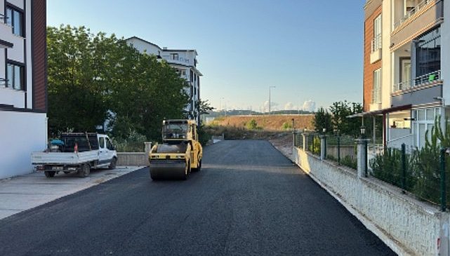 Kartepe’de Asfalt Çalışmaları Tüm Hızıyla Sürüyor