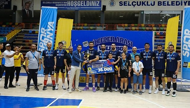 Konya Büyükşehir’in İlçeler Arası Voleybol Turnuvası’nda Şampiyon Hüyük