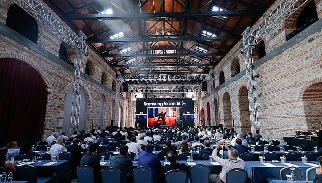 Samsung Türkiye, iş ortakları zirvesinde Vision AI stratejisiyle üretilen 2025 yılı TV serisini tanıttı